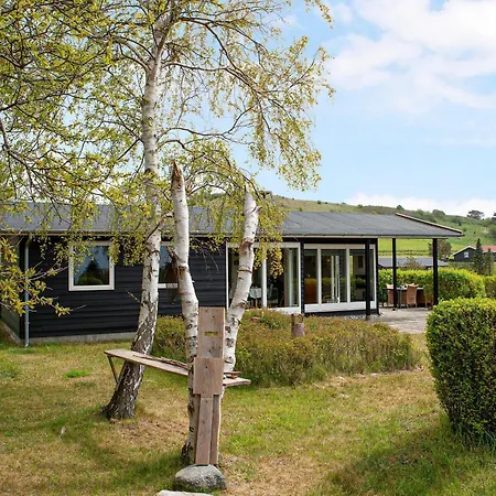 An Older, Renovated, And Truly Cozy Home, Knebel