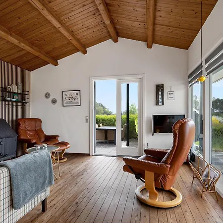 An Older, Renovated, And Truly Cozy Home, Holiday home Knebel